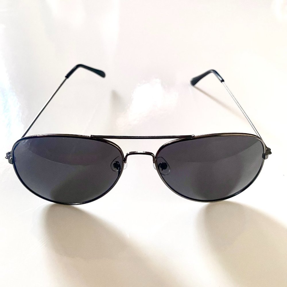 Black Aviator Sunglasses